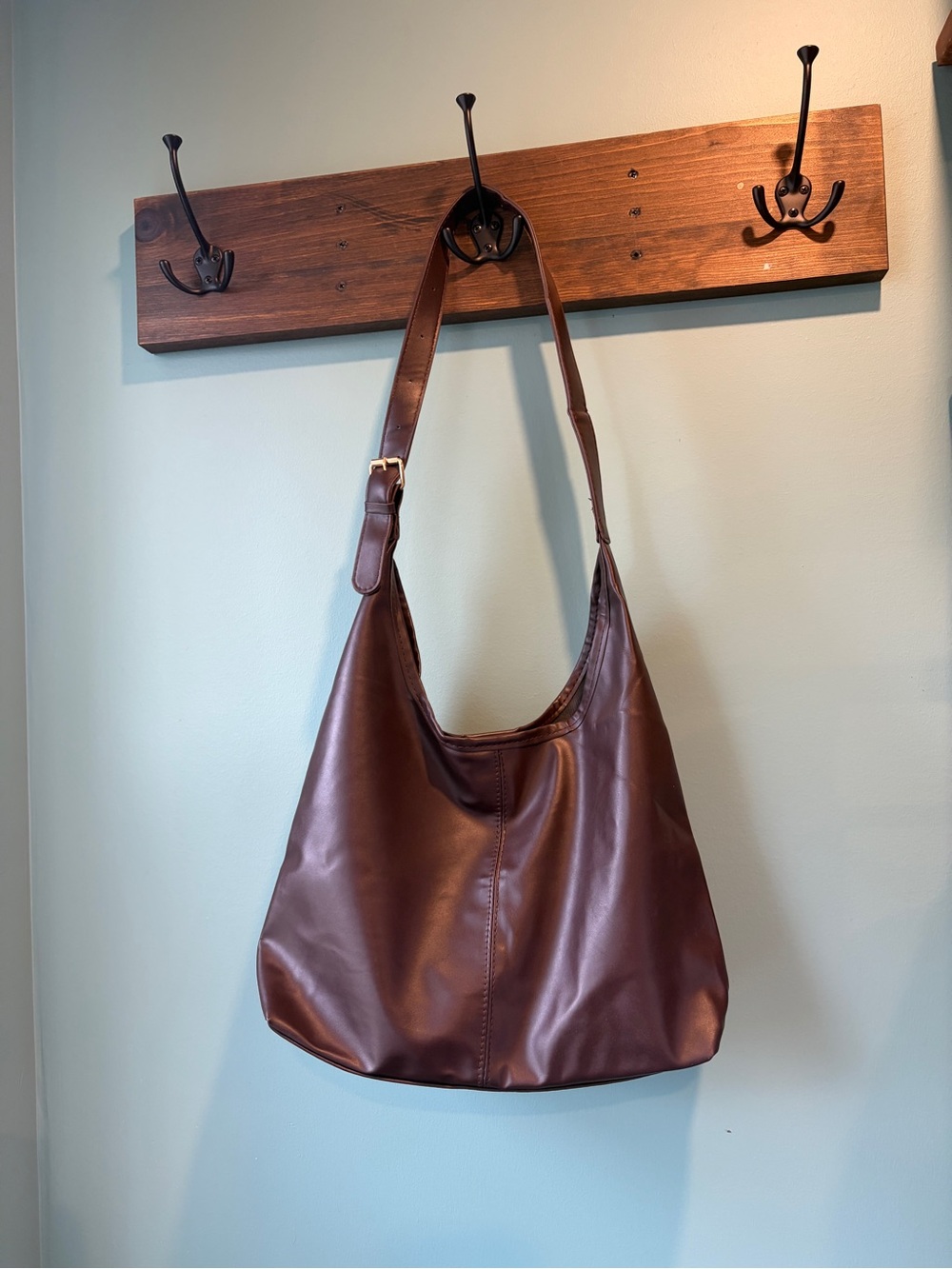 Oversized Brown Faux Leather Hobo Bag - Large Travel Capacity